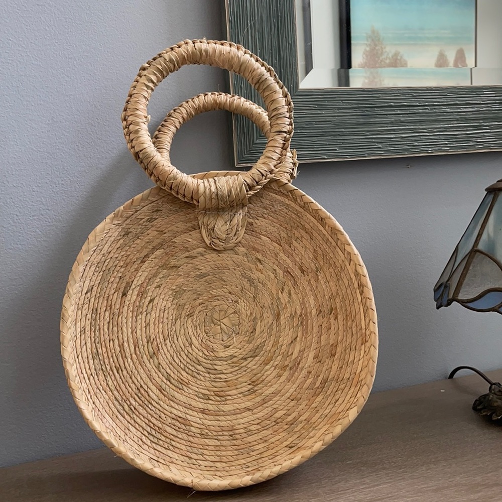 Ladies straw purse